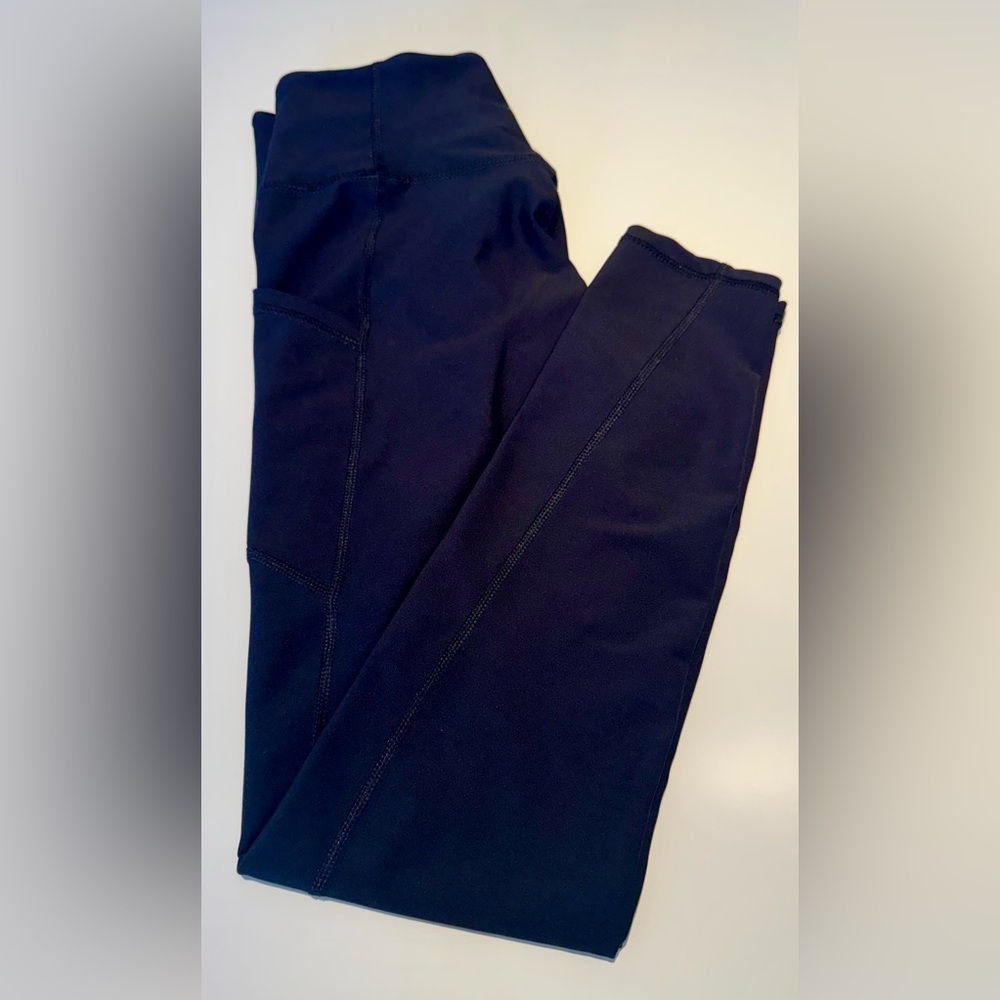Black Old Navy Powersoft Size Small